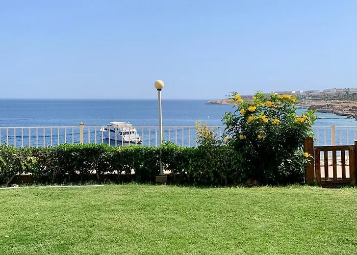 Seafront - Sharks Bay